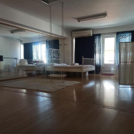 Χορογραφίο Apartment เอเธนส์ ภายนอก รูปภาพ